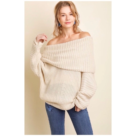 January Summer Sweaters - ❄️LAST1️⃣//IVORY RIBBED FOLD OVER SWEATER